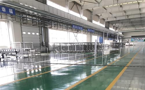 明日大雪：梦得来化工为您打造温暖而坚固的昂仁环氧地坪